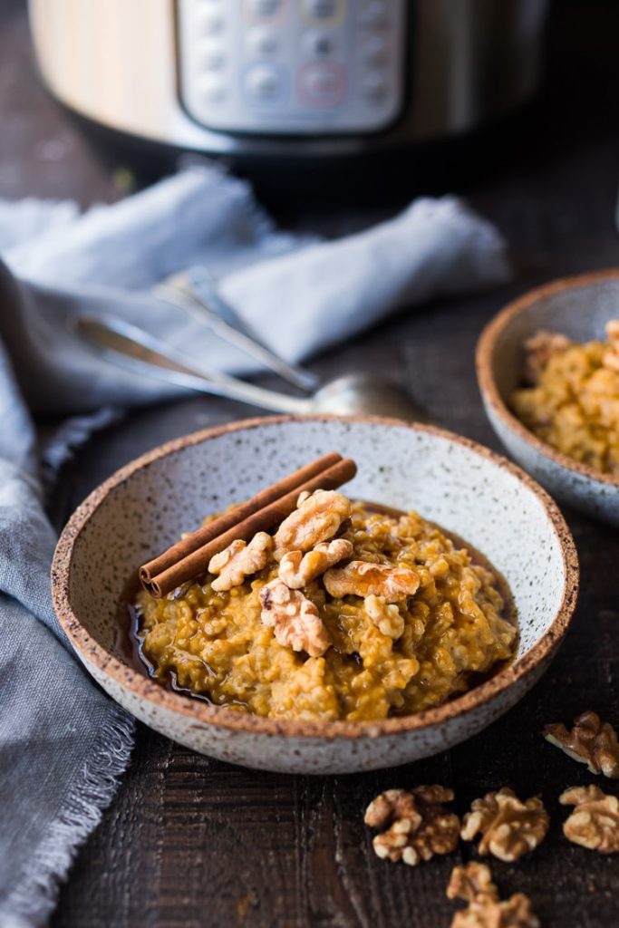 Instant Pot Steel Cut Oats with Pumpkin and Walnuts