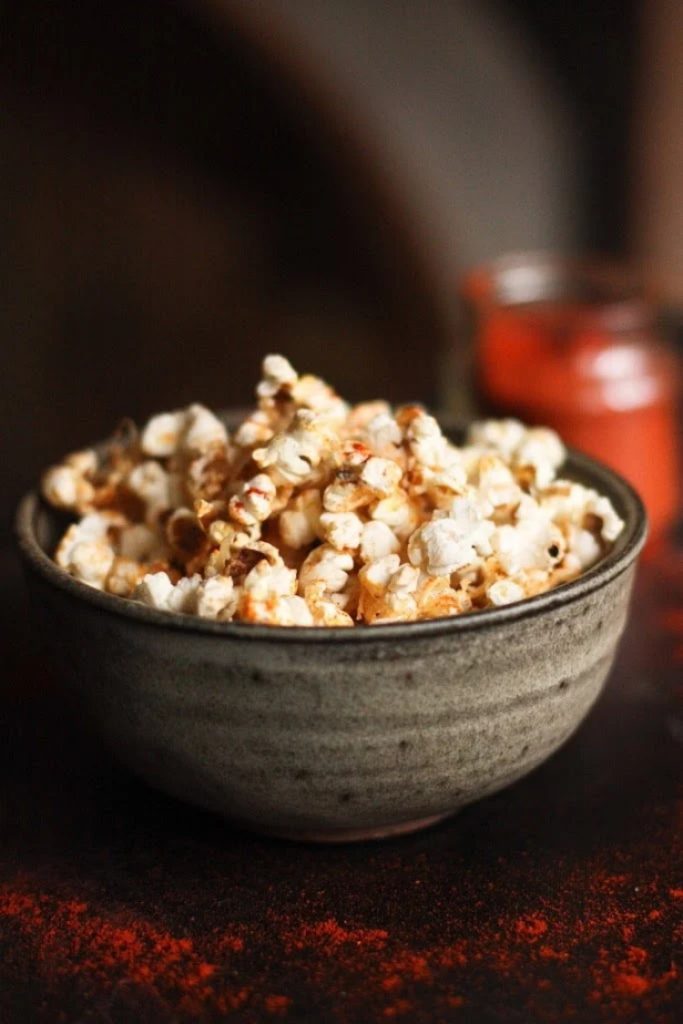 Stovetop Popcorn with Garlic Parmesan Seasoning